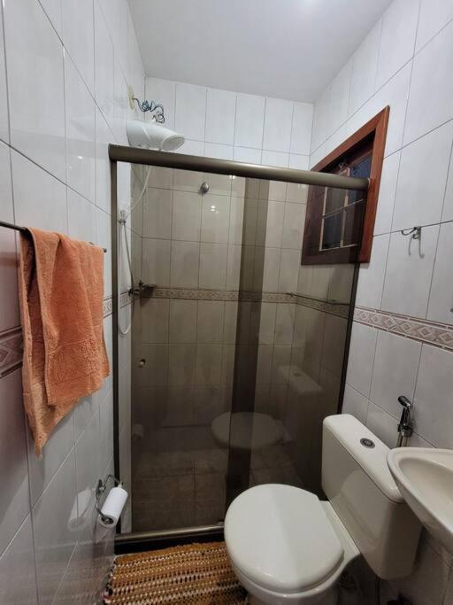 Apartamento Casa Com Piscina Em Cabo Frio/rj *